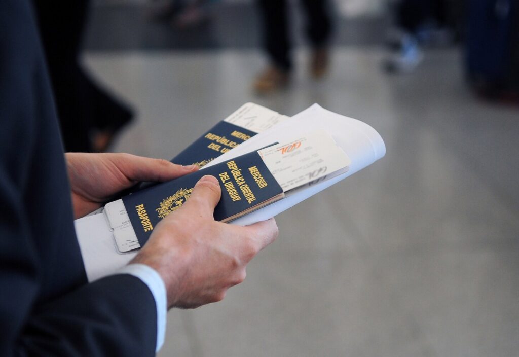 Brief 2/2025. El día que Alemania declaró inválido al pasaporte uruguayo