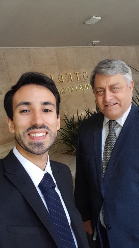 Nahuel Gonzalez Frugoni y Carlos Delgado en Cancilleria.