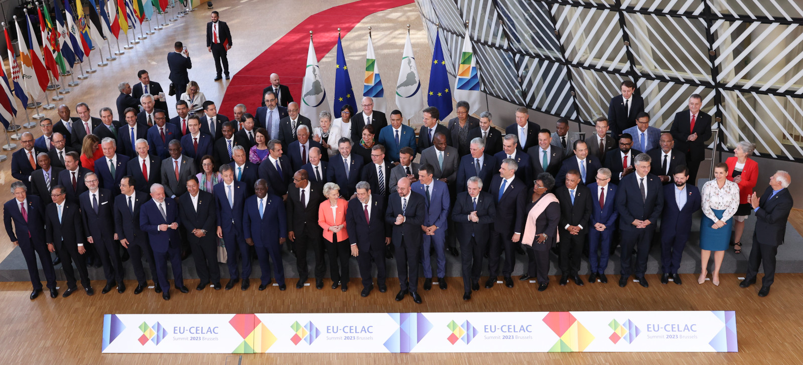 Europa envejece: Oportunidades para una cooperación justa en la captación de talento con América Latina