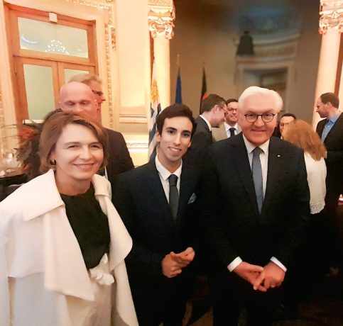 Nahuel Gonzalez con el Presidente Federal Steinmeier